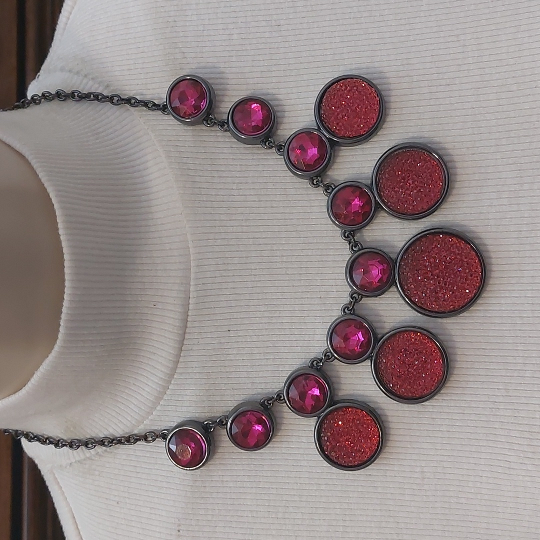 Dana Buchman Glass And Acrylic Crystals Gunmetal Statement Collar Necklace 30$